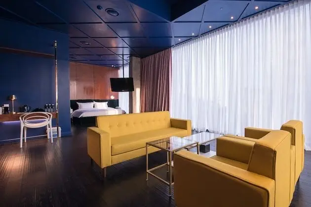 Gold Suite