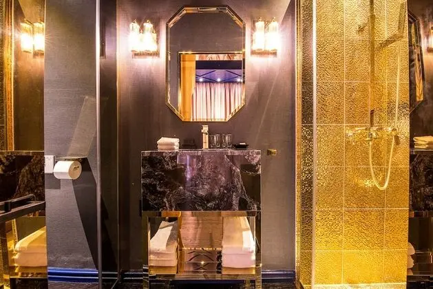 Gold Suite