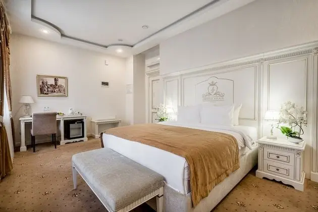 Deluxe Tek Büyük Yataklı Oda