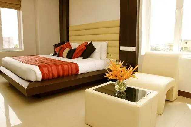 Deluxe Tek Büyük veya İki Ayrı Yataklı Oda, 1 Çift Kişilik Yatak, Özel Banyo, Şehir Manzaralı