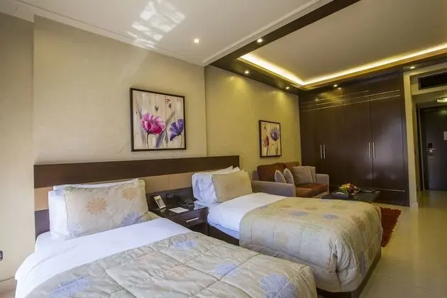 Standard King or Twin Room