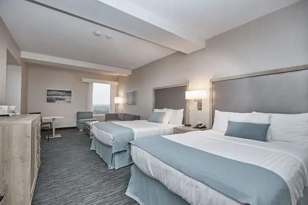 Standard Süit, 2 Büyük (Queen) Boy Yatak (Junior Suite 2 Queen Beds & Sofa bed)