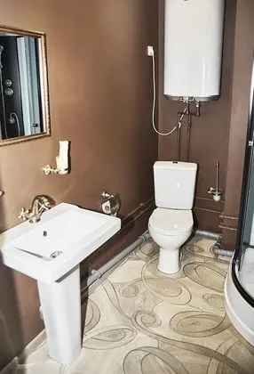 Basic Süit, 1 En Büyük (King) Boy Yatak, Sigara İçilmez