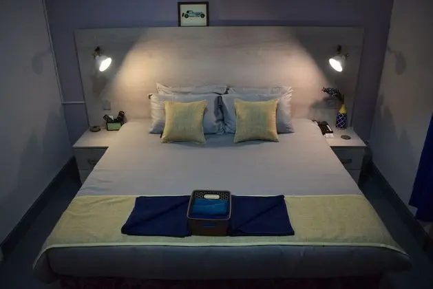 Deluxe Üç Kişilik Oda, Birden Çok Yatak, Küvet, Avlu Manzaralı