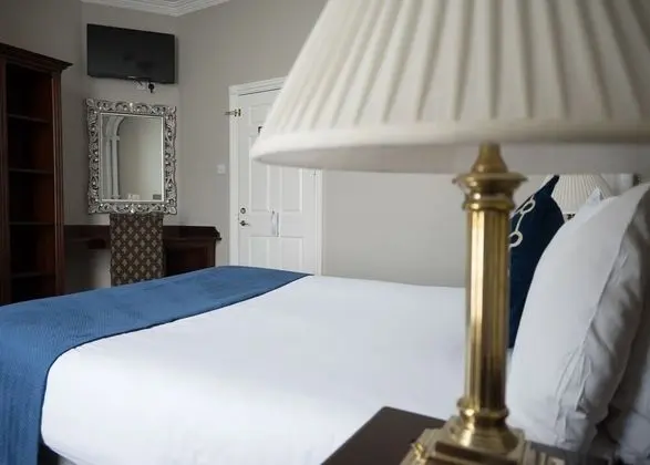 Tek Büyük Yataklı Oda