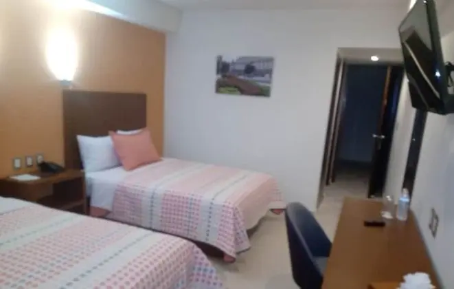 Deluxe Tek Büyük Yataklı Oda, 2 Çift Kişilik Yatak