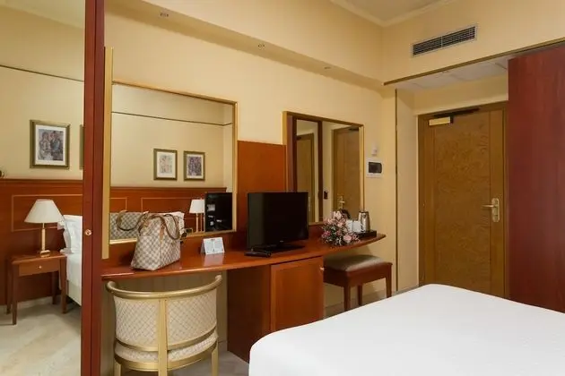 Standard Oda, Balkon