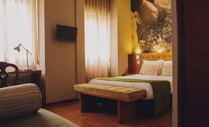 Family Oda (2 Adults + 2 Children)