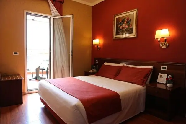 Standard Tek Büyük veya İki Ayrı Yataklı Oda, Balkon