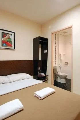 Deluxe Oda, 1 Büyük (Queen) Boy Yatak, Şehir Manzaralı