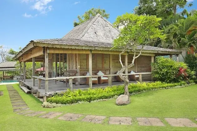 Joglo Ocean Villa, 1 King Bed, Patio, Garden View