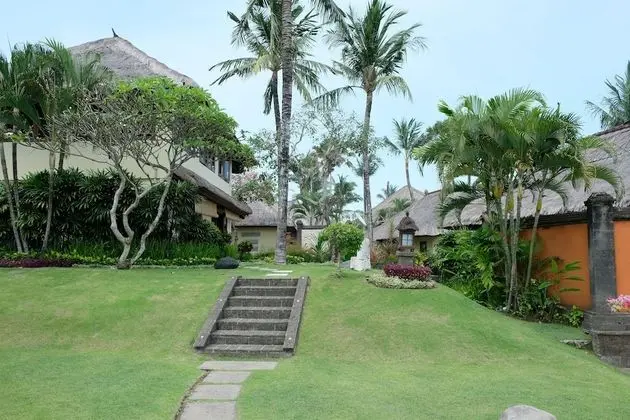 Ocean Cottage, 1 King Bed, Patio, Garden View