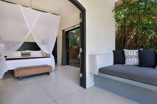 Six Bedroom Pool Villa (interconnecting of two units of Three Bedroom Villas)