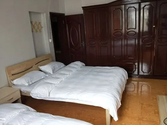 İki Ayrı Yataklı Oda, 2 Çift Kişilik Yatak