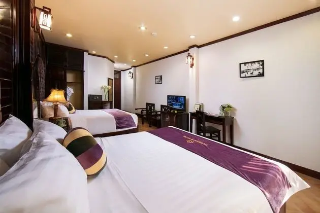 Deluxe Üç Kişilik Oda