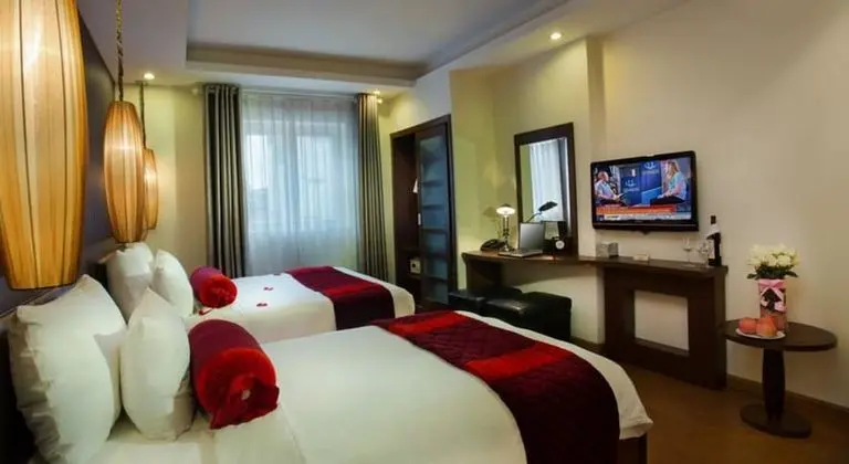 Deluxe Tek Büyük Yataklı Oda, Balkon