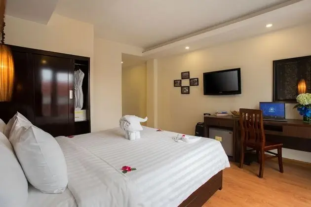 Deluxe Tek Büyük Yataklı Oda, Balkon