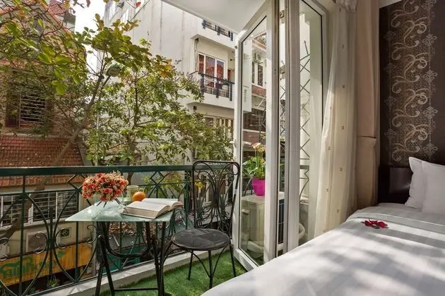 Deluxe Tek Büyük Yataklı Oda, Balkon