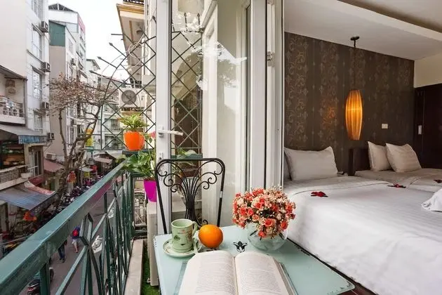 Deluxe Tek Büyük Yataklı Oda, Balkon