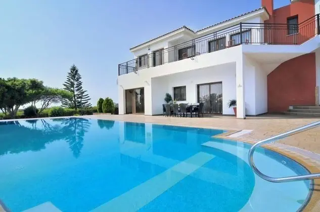 Villa, 5 Yatak Odası, Sigara İçilebilir, Şömine