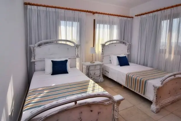 Villa, 5 Yatak Odası, Sigara İçilebilir, Şömine