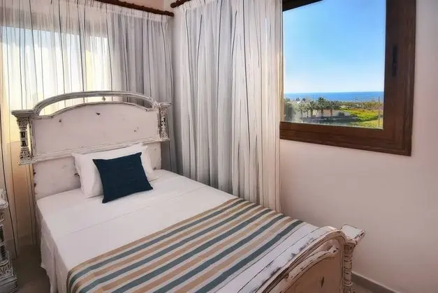 Villa, 5 Yatak Odası, Sigara İçilebilir, Şömine