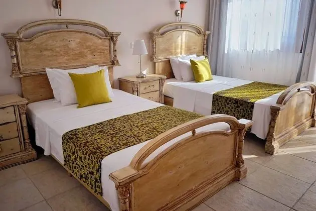 Villa, 5 Yatak Odası, Sigara İçilebilir, Şömine