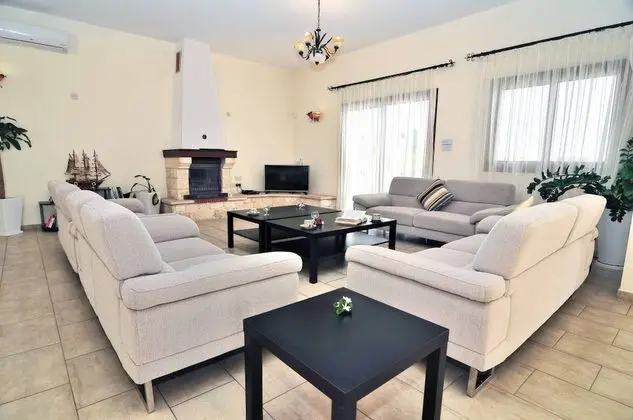 Villa, 5 Yatak Odası, Sigara İçilebilir, Şömine