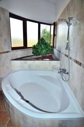 Villa, 5 Yatak Odası, Sigara İçilebilir, Şömine