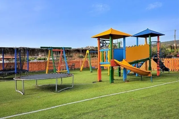 Villa, 5 Yatak Odası, Sigara İçilebilir, Şömine