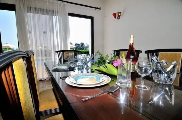 Villa, 5 Yatak Odası, Sigara İçilebilir, Şömine