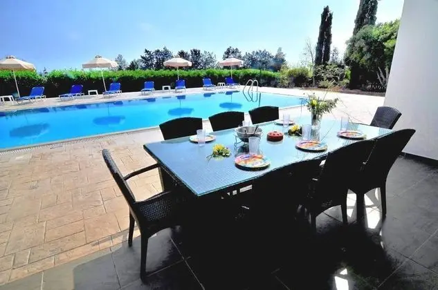 Villa, 5 Yatak Odası, Sigara İçilebilir, Şömine