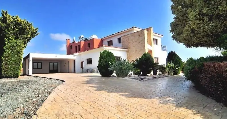 Villa, 5 Yatak Odası, Sigara İçilebilir, Şömine