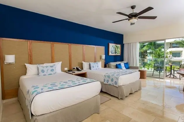 Junior Suite Premium Tropical View (1 Adult)