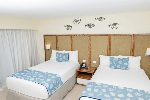 Tropical View (1 Adult)