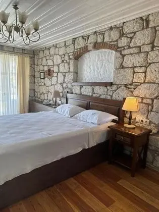Standart Oda, Havuz Manzaralı, Balkonlu