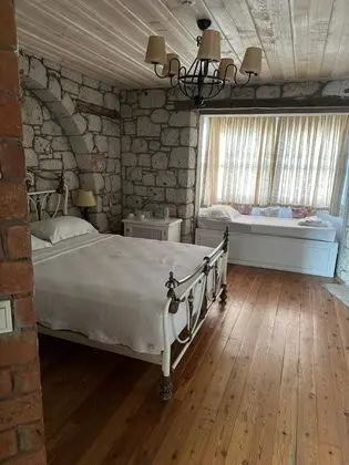 Standart Oda, Havuz Manzaralı, Balkonlu