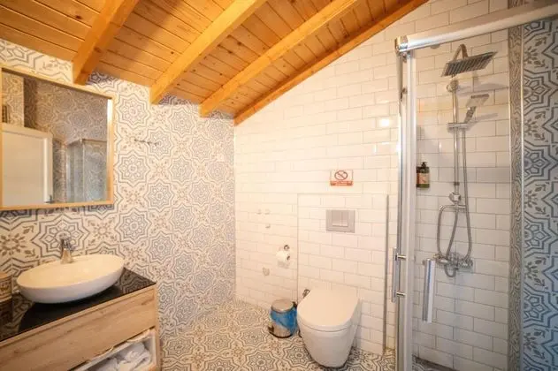 Superior Üç Kişilik Oda, Sokak Manzaralı, Balkonlu