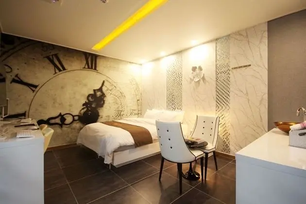Oda (Deluxe rooms (youTube & Net Netflix v)