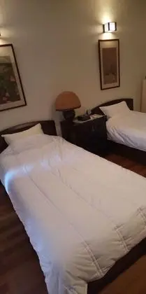 Ev