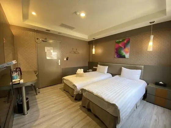 Design Tek Büyük veya İki Ayrı Yataklı Oda