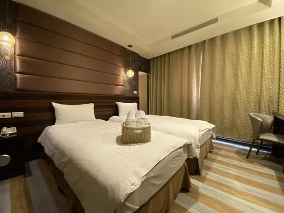 Design Tek Büyük veya İki Ayrı Yataklı Oda