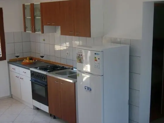 Ev (Ina - peaceful - H Pierida (8+4))