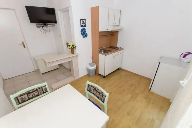 Apart Daire (Ina - with terrace - A2(3))