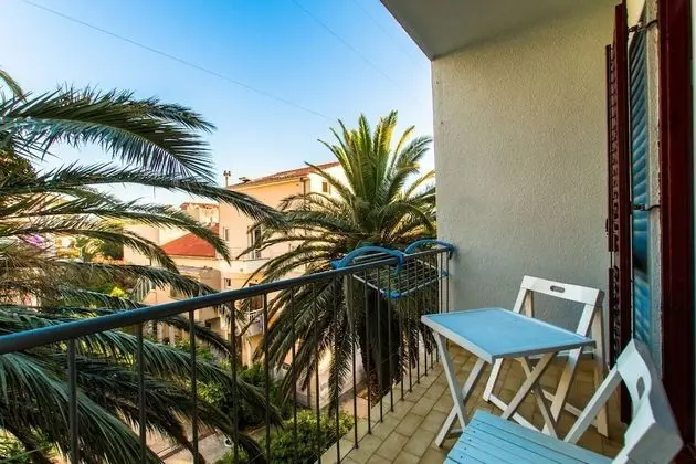 Apart Daire (Ina - with terrace - A3(4+1))