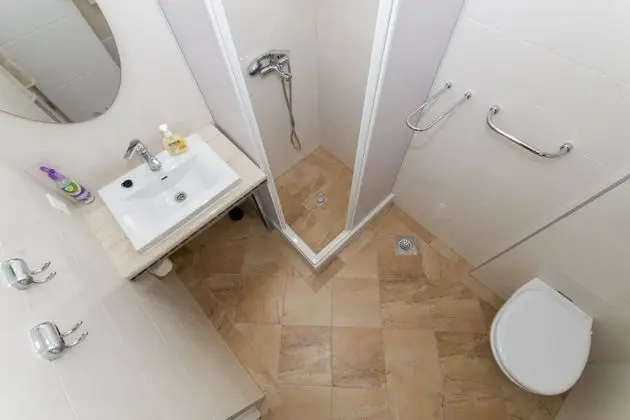 Apart Daire (Ina - with terrace - A3(4+1))