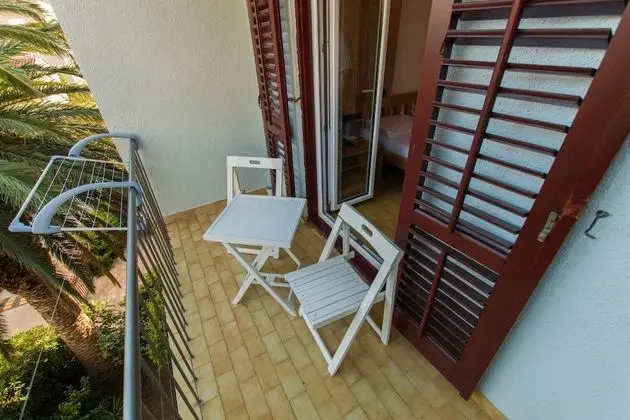 Apart Daire (Ina - with terrace - A3(4+1))