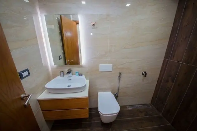 Tek Büyük Yataklı Oda, Balkon