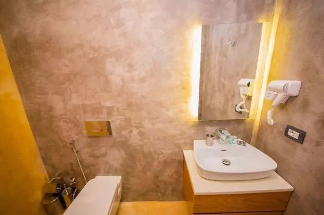 Tek Büyük Yataklı Oda, Balkon
