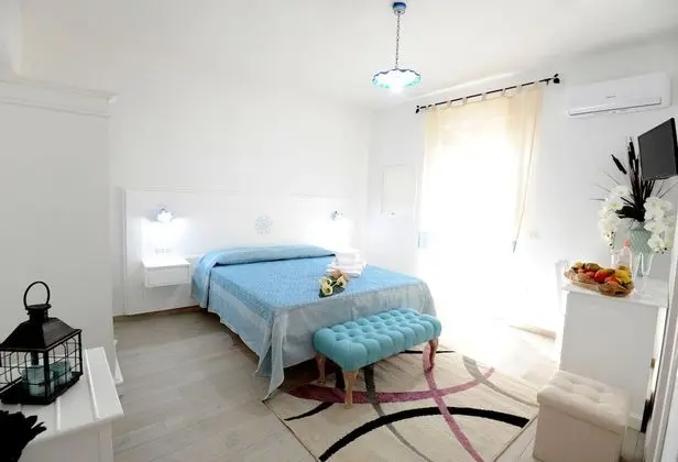 Comfort Tek Büyük veya İki Ayrı Yataklı Oda (4)